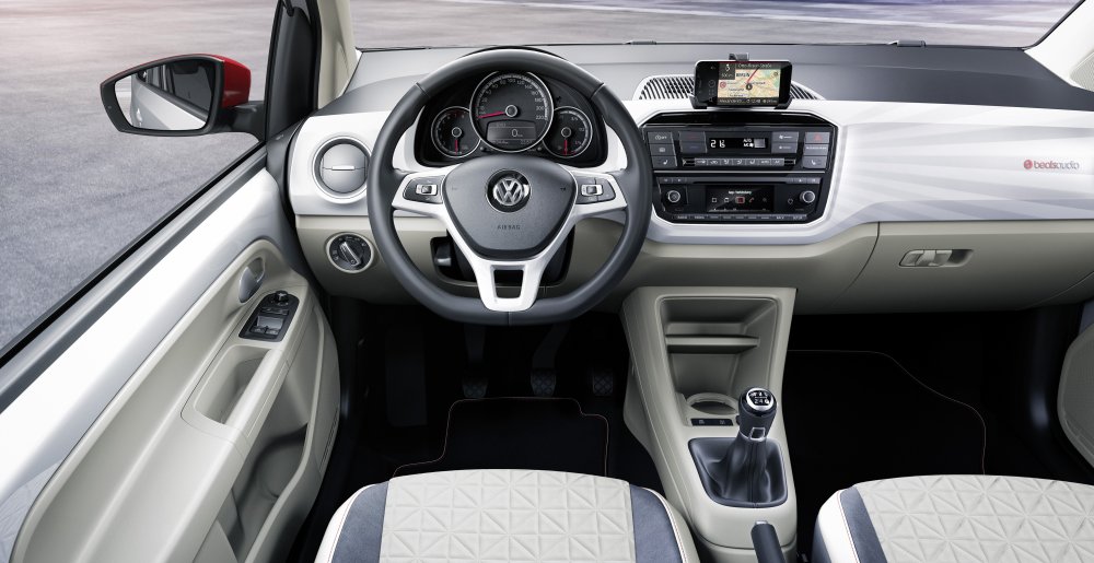 Volkswagen up - 5