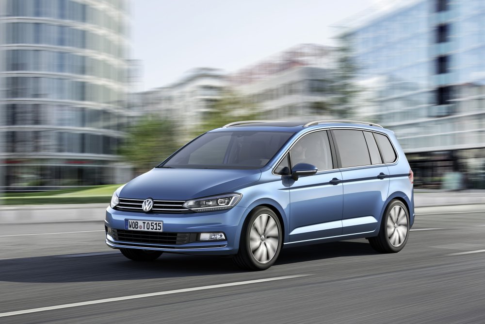 Volkswagen Touran 1