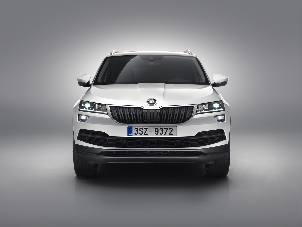 SKODA_KAROQ_01