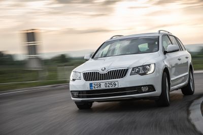 ŠKODA Superb w ścisłej czołówce