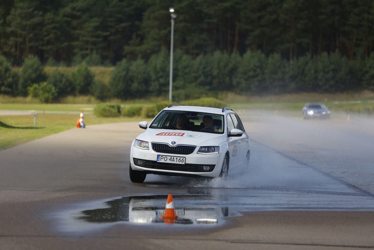 Safe Driving to szkolenie skierowane do wszystkich kierowców