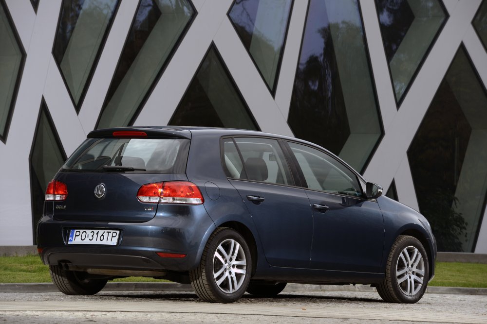 VW Golf 21