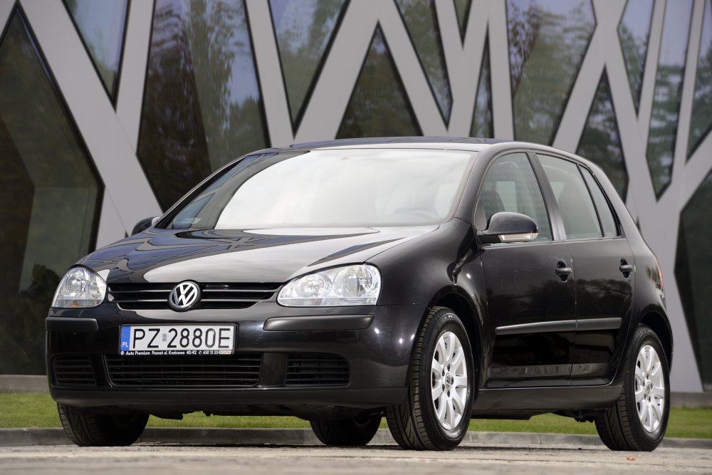 VW Golf 22