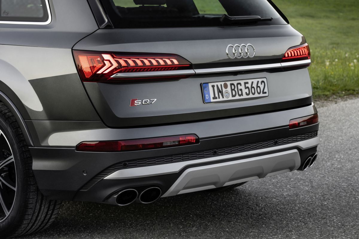 Audi SQ7 TFSI - 26