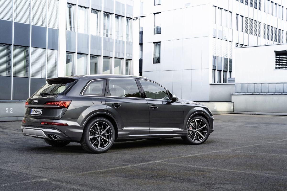 Audi SQ7 TFSI - 36